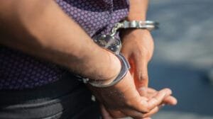 ग्वालियर: जेल में पति से दोस्ती, बाहर आकर पत्नी से ठगी व दुष्कर्म का आरोप, एक गिरफ्तार 1000421387