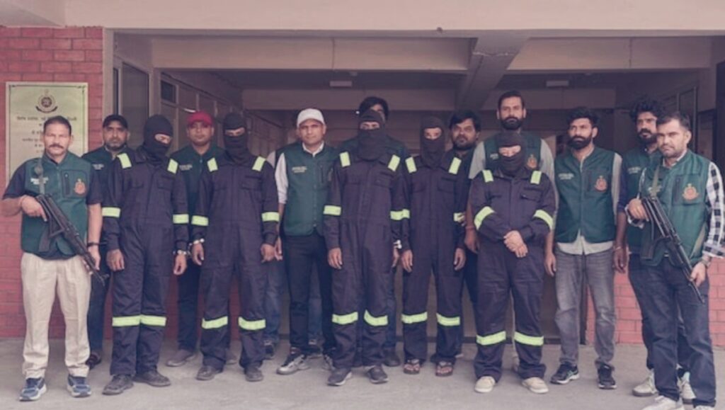 दिल्ली-मुंबई में हमले की साजिश नाकाम, पुलिस ने ISI मॉड्यूल के 9 आतंकी दबोचे