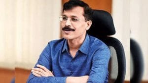 आईएएस तुकाराम मुंढे: 25 बार ट्रांसफर हो चुके 'सिंघम' आईएएस अधिकारी की कहानी 20260616_183247