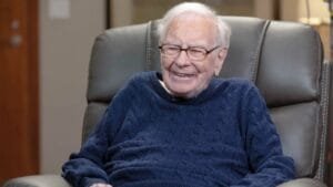 Warren Buffett 2026: Latest News, Net Worth, Age, House, Portfolio & Books 20260918_170020